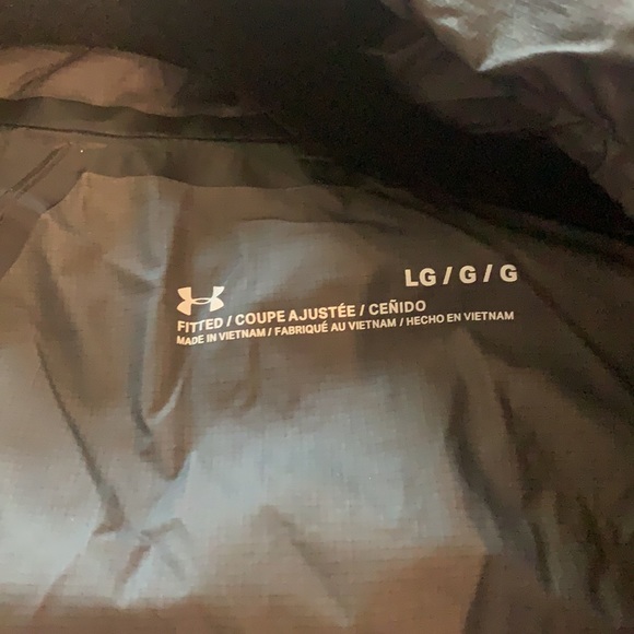 Host Pick!! Under Armour impasse rain shell jacket - Picture 10 of 12